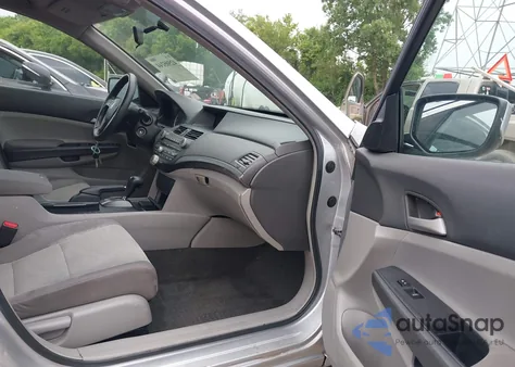 2009 Honda Accord 2.4 Lx-P из США, поврежденный, VIN 1HGCP26469A176977